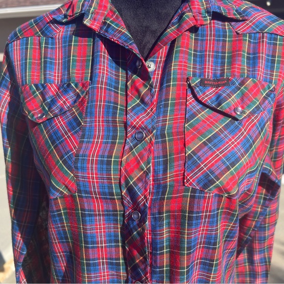 Women's Western Plaid Button Down Shirt - Red and Blue - Picture 4 of 17